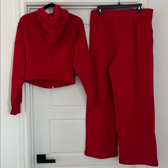 No Boundaries Fleece Zip Hoodie & Sweatpant Set - Picture 7 of 7